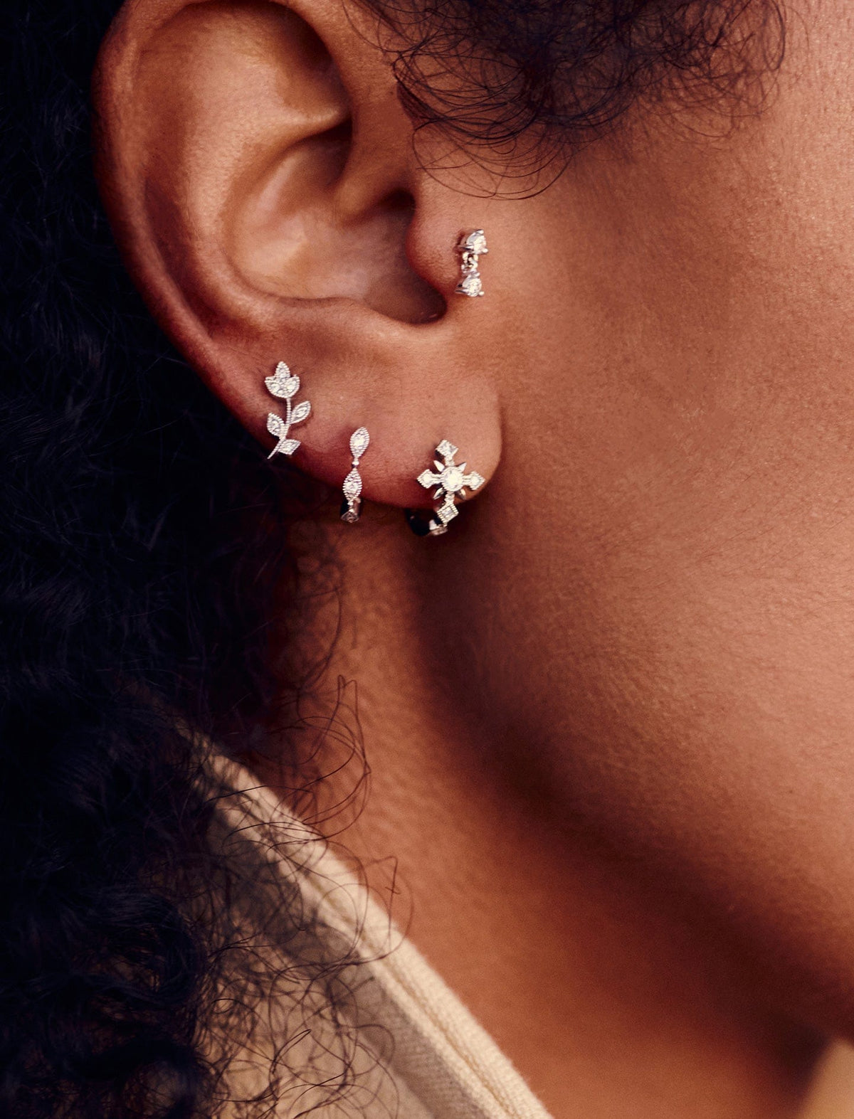 Glory Gold and diamonds piercing